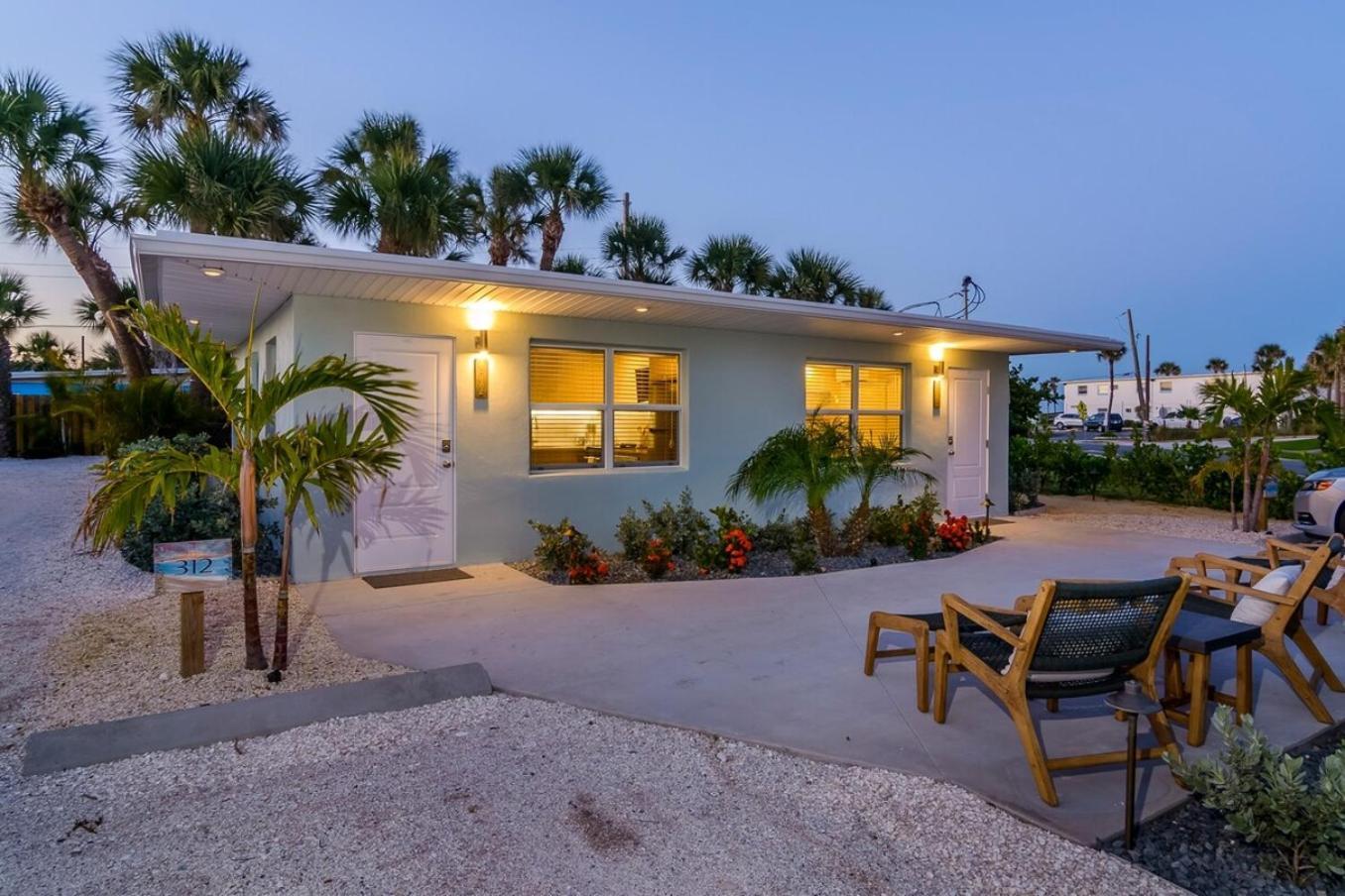 Wonderful Place Wprivate Patio Next To The Beach Cocoa Beach Exterior photo